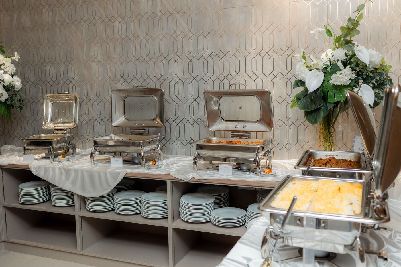 Buffet warmers arranged for event service