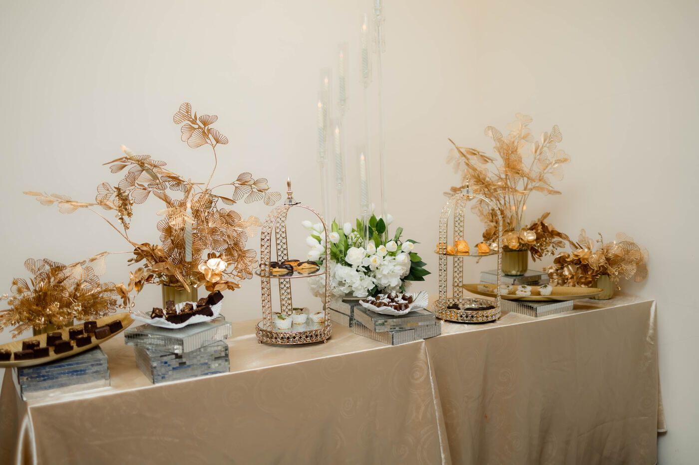 Styled dessert table at De Villa